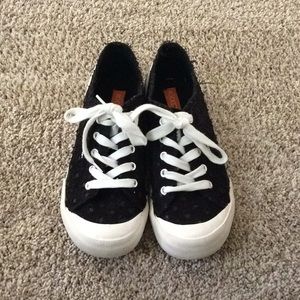 Rocket Dog fashion sneaker 7.5